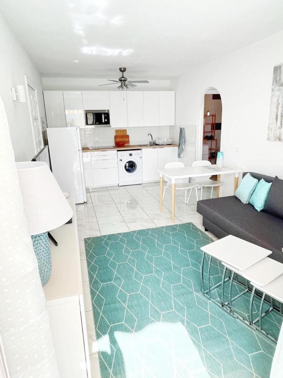 Living room, Seating area, Dining area
