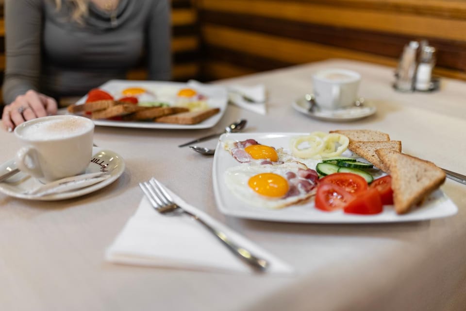 Restaurant/places to eat, Food and drinks, Food, Breakfast, Drinks