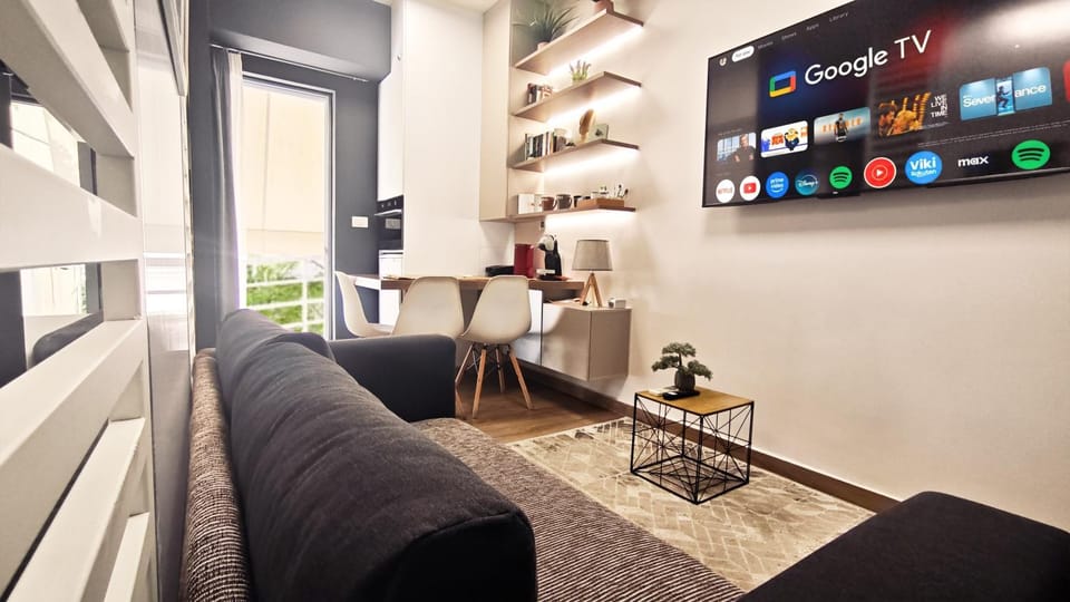 TV and multimedia, Living room, Dining area, Diving, furniture