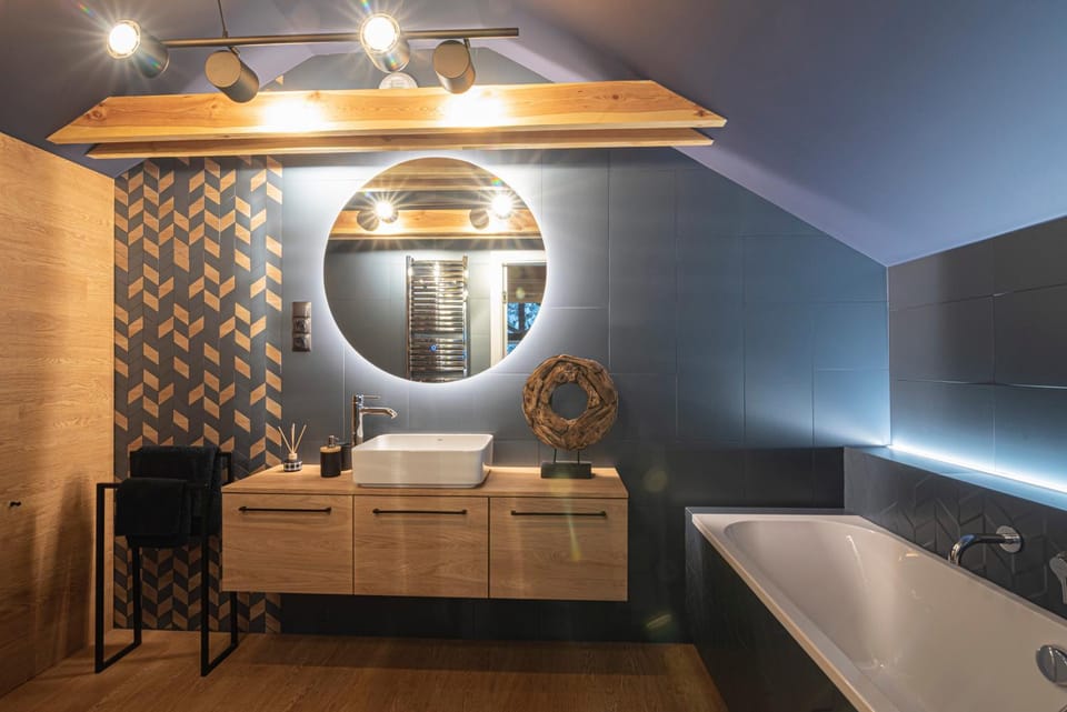 Bathroom, Bath