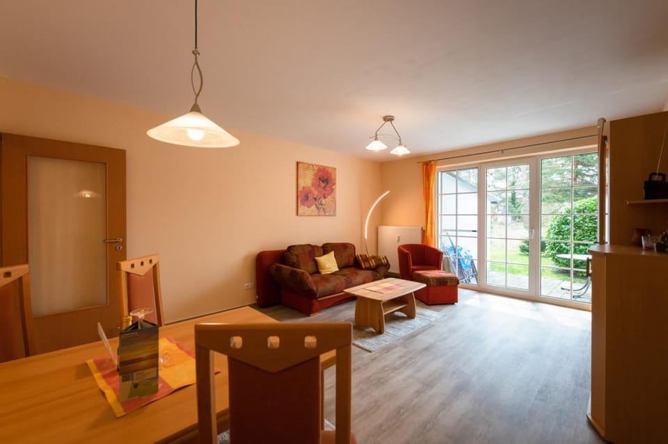 Gaestehaus-W-4-Perlentaucher Apartment in Prerow