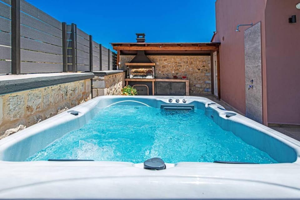 BBQ facilities, Hot Tub