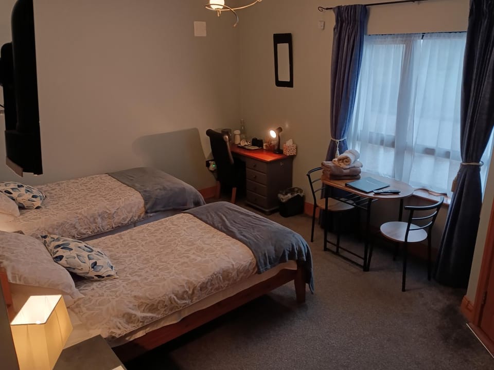 Oak Tree Lane Country B and B Bed and Breakfast in Ireland