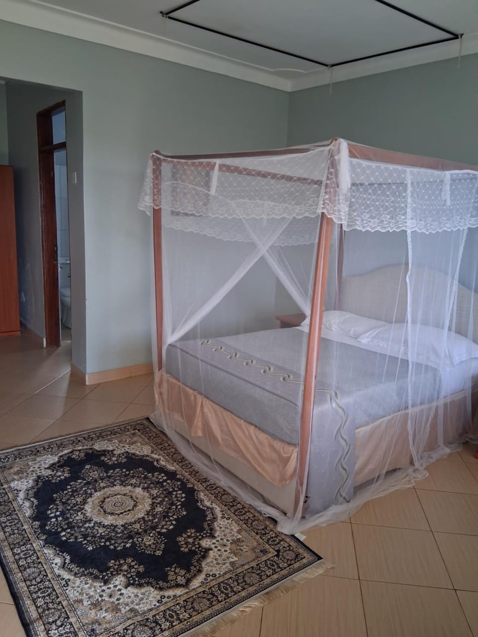 Kaz Breeze Gardens Bed and Breakfast in Kampala
