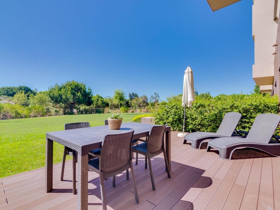 Patio, Garden, Dining area, Garden view
