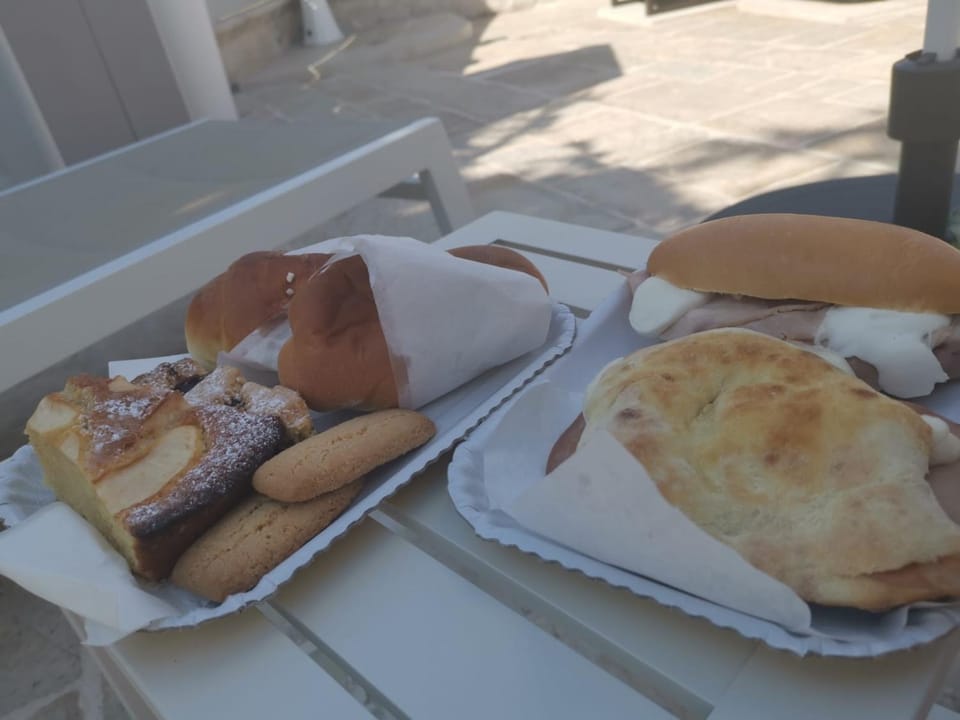 Breakfast, Breakfast