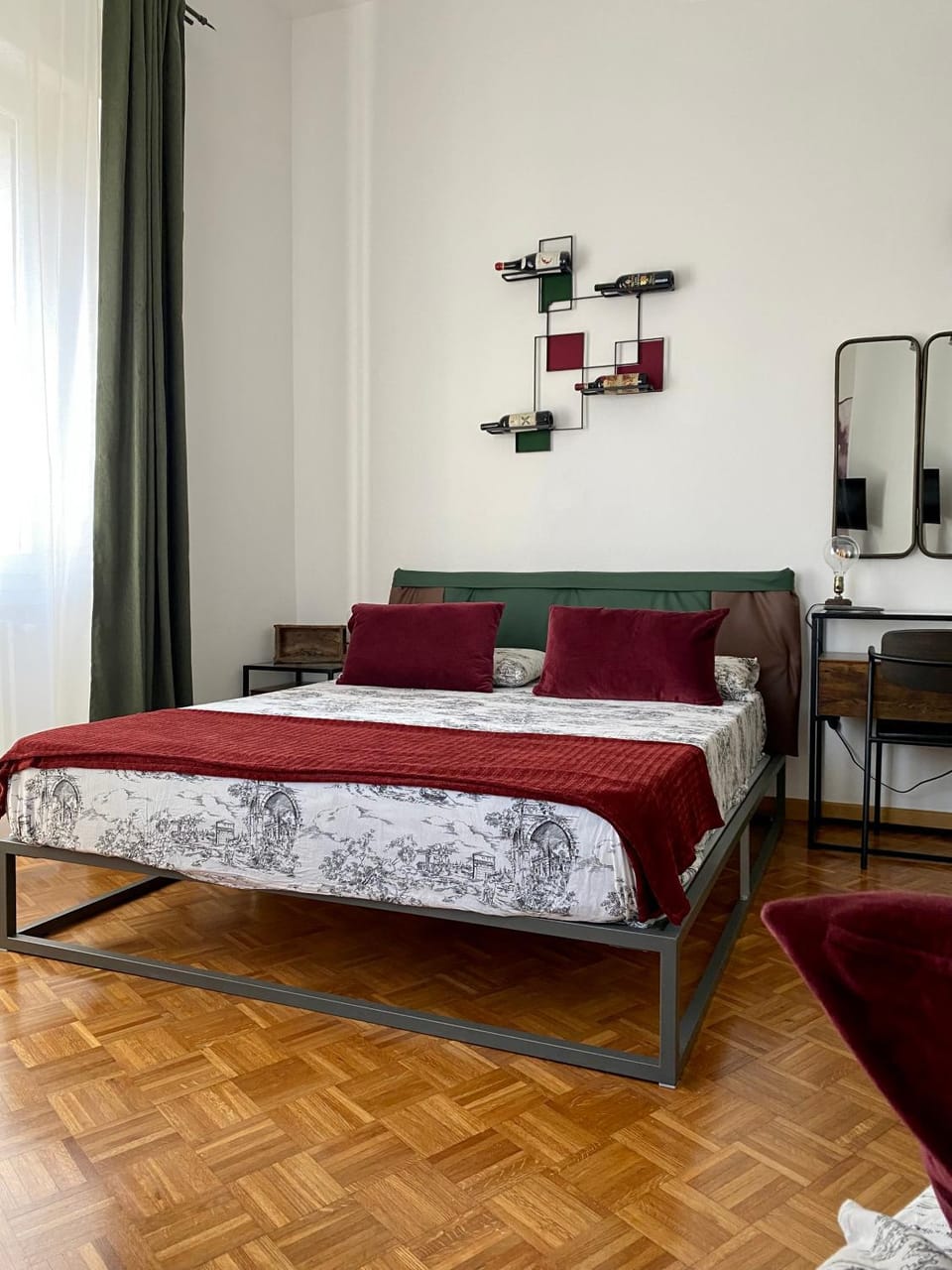 Photo of the whole room