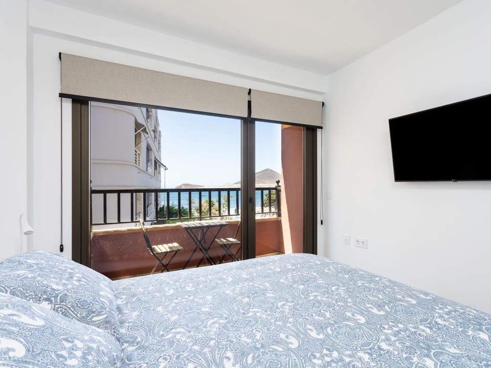 Bed, TV and multimedia, Balcony/Terrace, Bedroom, Sea view
