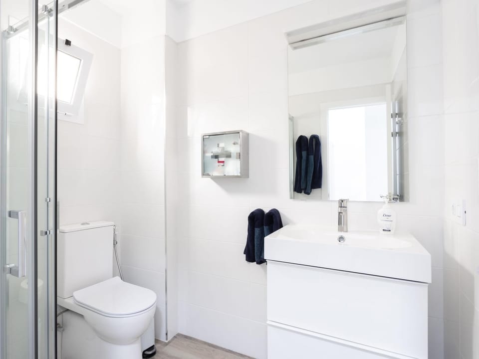 Shower, Toilet, Bathroom