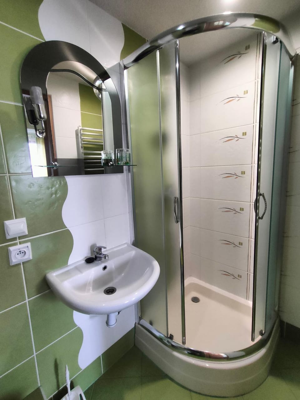 Shower, Bathroom