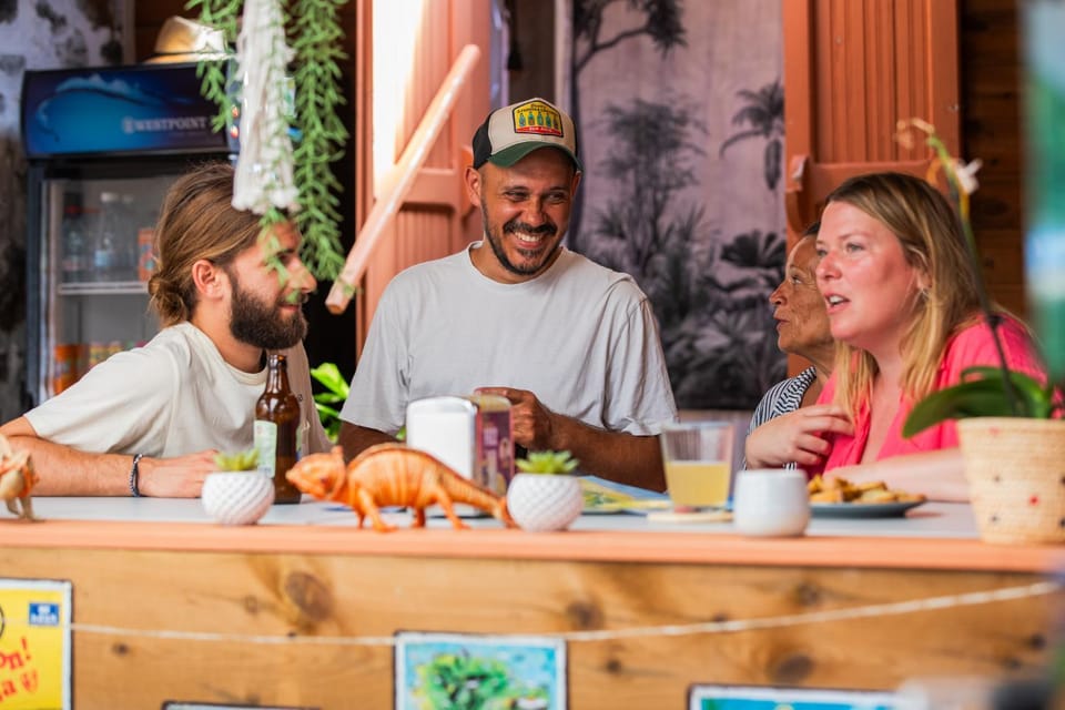 Les Baroudeurs Hostel Bed and Breakfast in Réunion