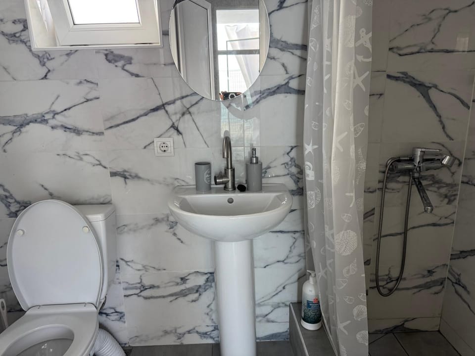 Коттедж АФАЛІНА Apartment in Odessa Oblast