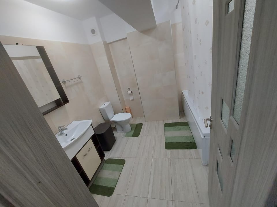 Apartament Dem Radulescu Bloc nou! Apartment in Romania