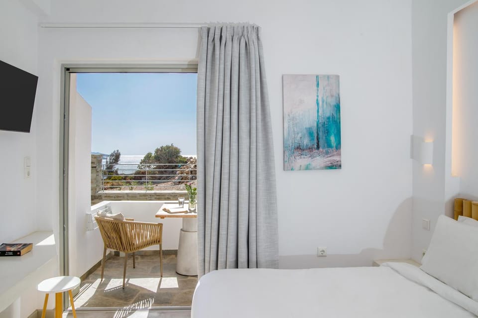 Patio, Bed, Sea view
