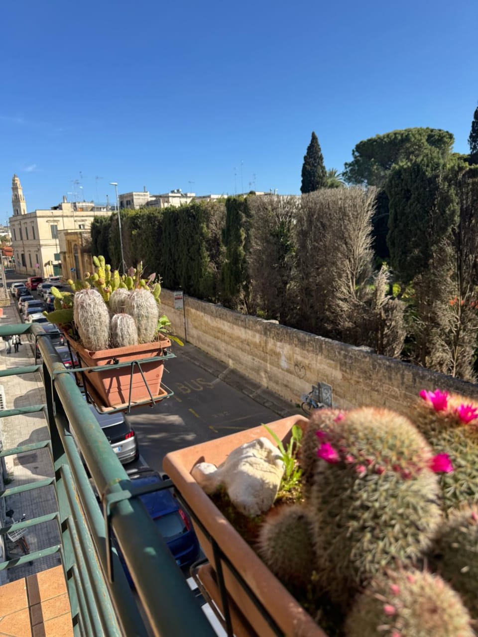 Spring, View (from property/room), Balcony/Terrace, Landmark view, Quiet street view, Inner courtyard view