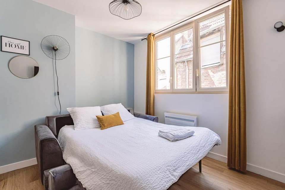 Reims - City Center - Cathédrale - FORUM Apartment in Reims