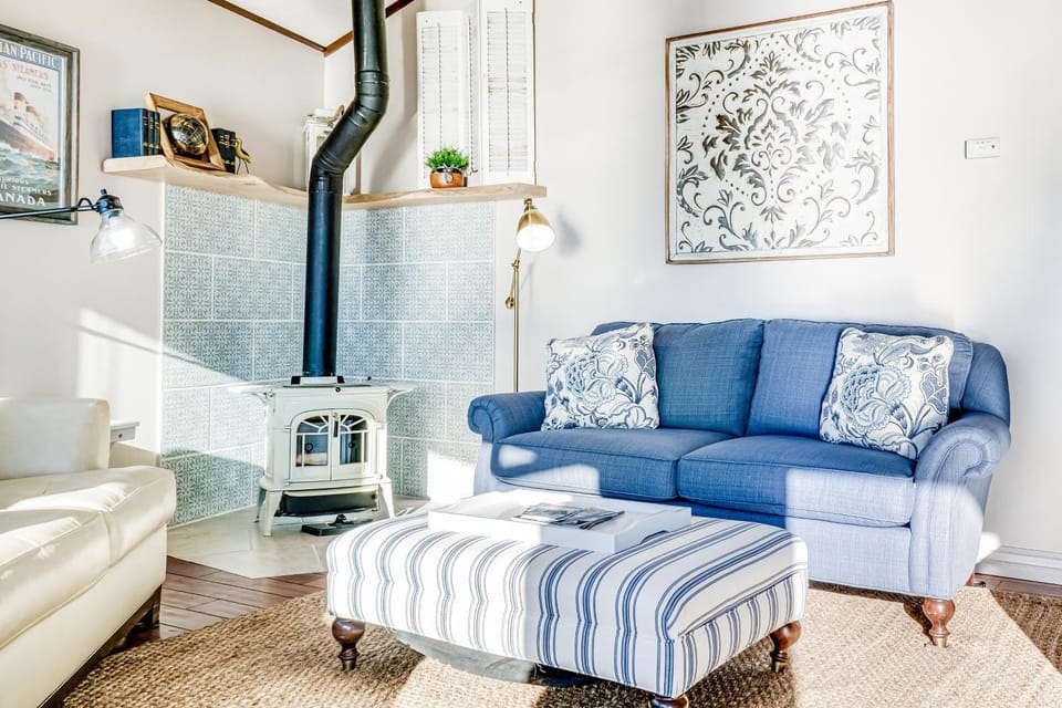 The Angle Inn House in Hoodsport