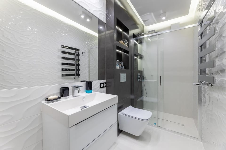 Shower, Toilet, Bathroom