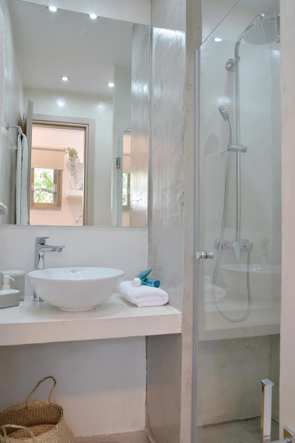 Shower, Bathroom