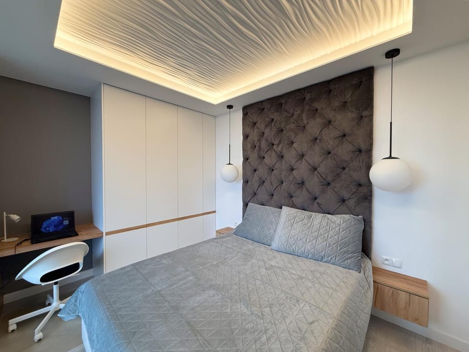 Seating area, Bedroom