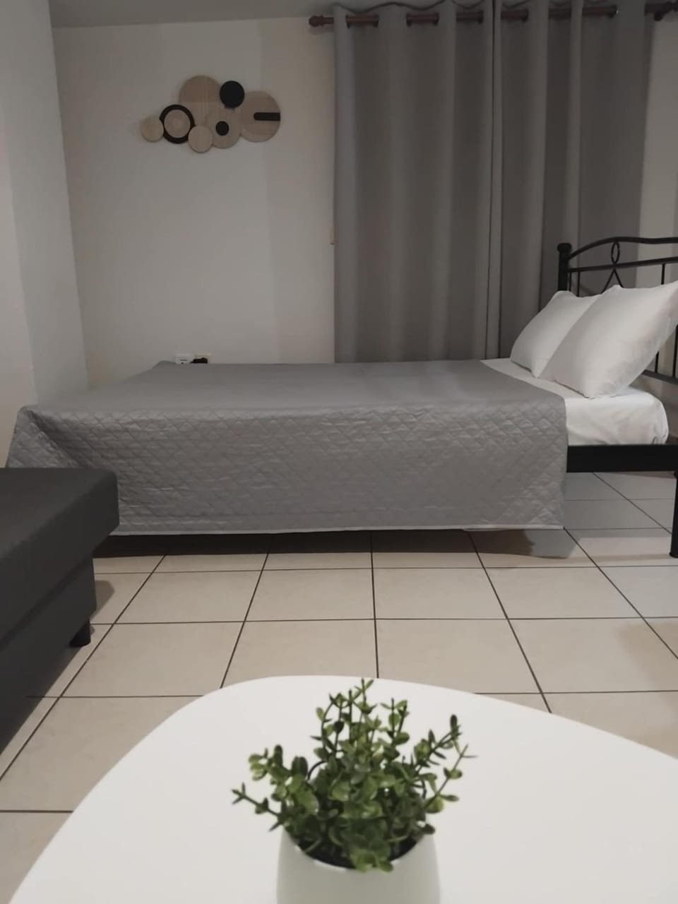 Simple, Calm and Center 2 Apartment in Messenia