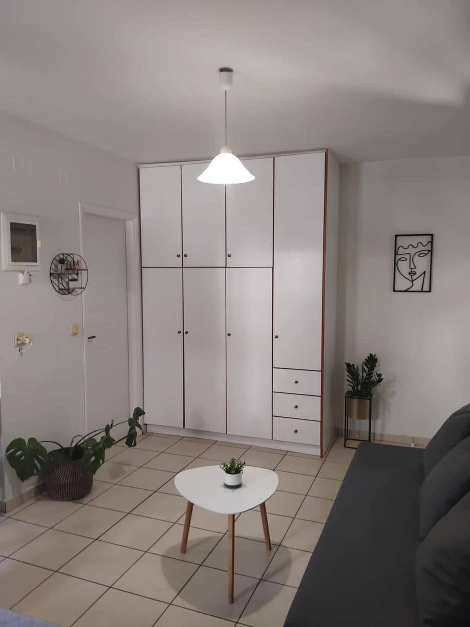 Simple, Calm and Center 2 Apartment in Messenia