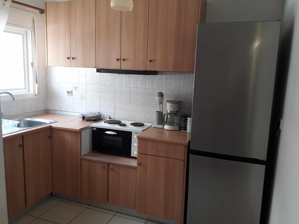 Simple, Calm and Center 2 Apartment in Messenia