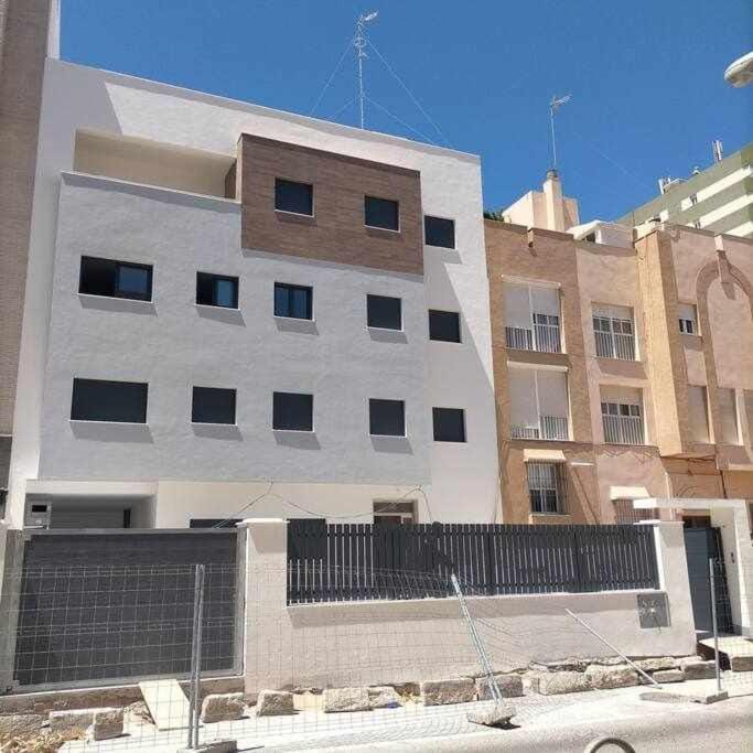 Acogedor apartamento en la playa de Cádiz Apartment in Cadiz
