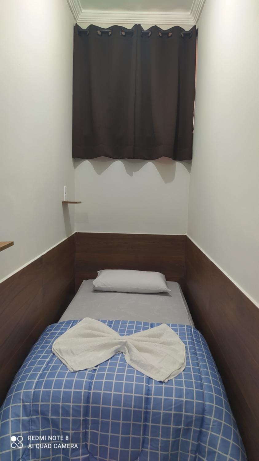 Pousada Quarto família ar, frigobar,wi fi Bed and Breakfast in State of São Paulo