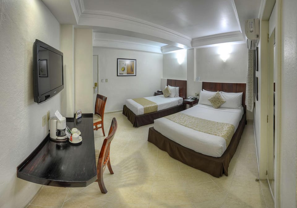 Photo of the whole room, On site