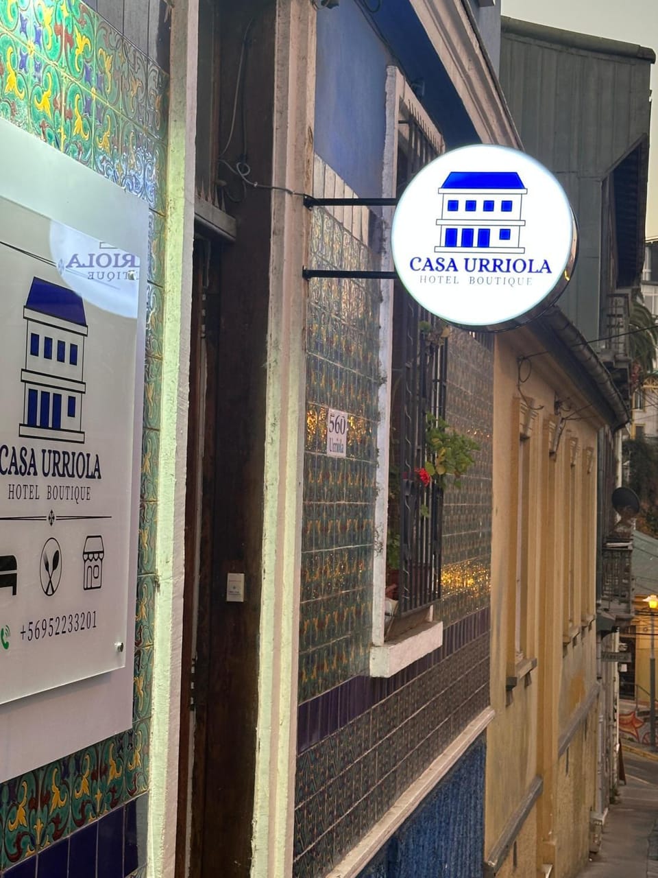 Casa Urriola B&B Bed and Breakfast in Valparaiso