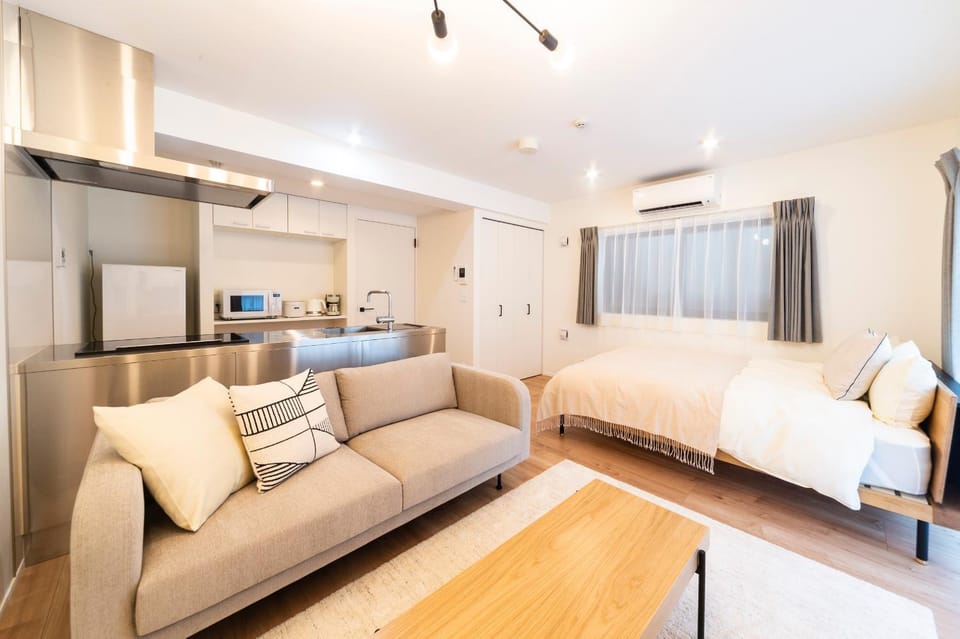 Living room, Photo of the whole room