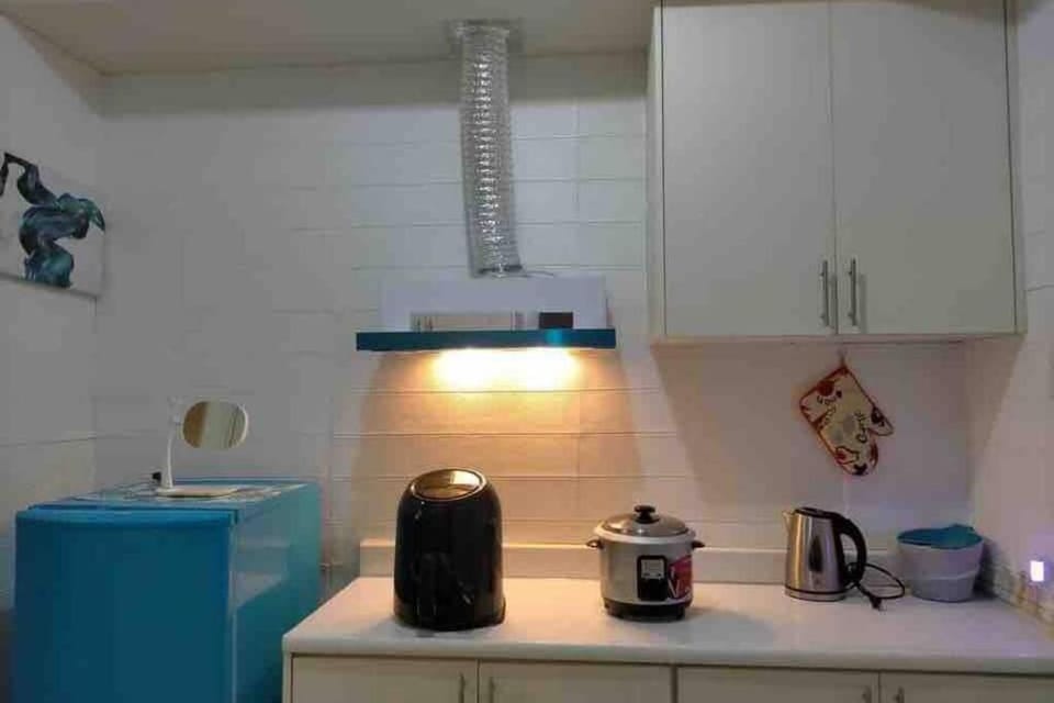 CENTROPOLIS 4, Fun & Playful Apartment in Muntinlupa