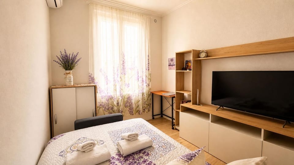 Living room, Bedroom