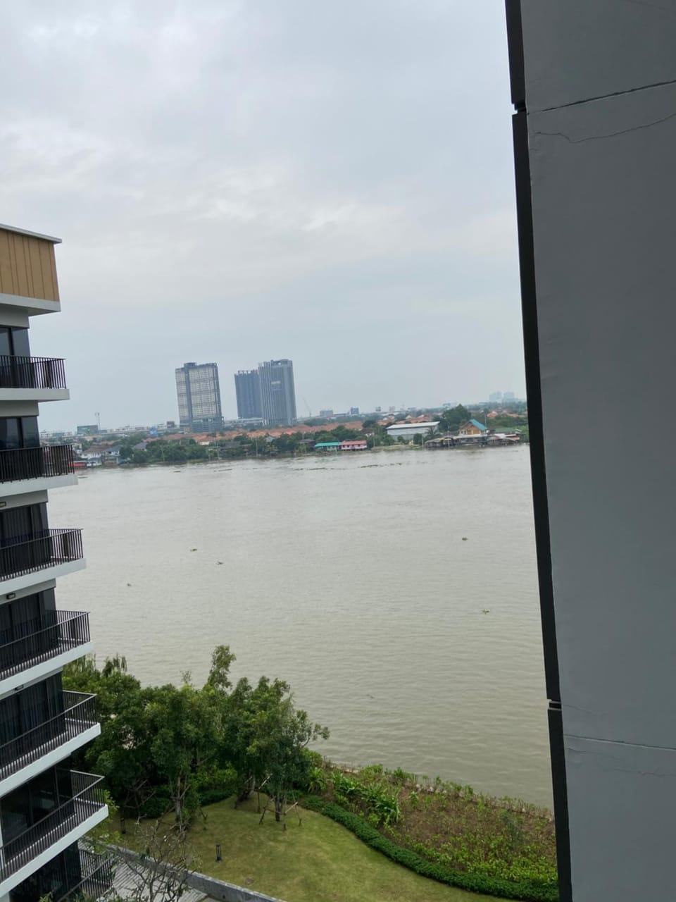 Politan Breeze, Chaophraya River view Apartment in Bangkok