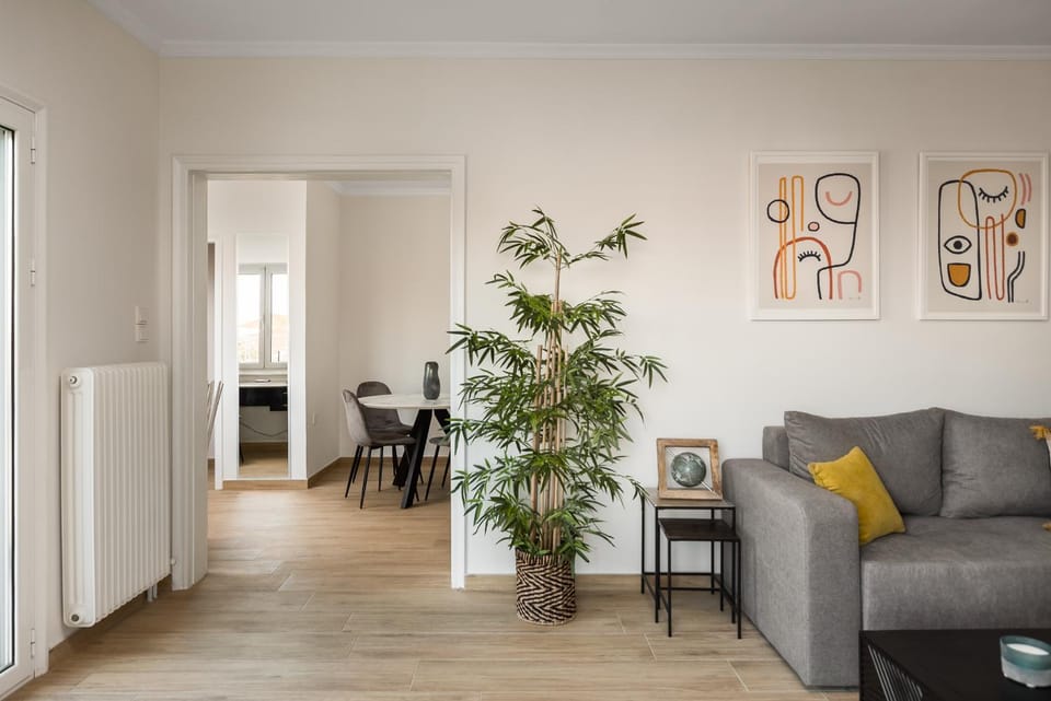 Living room, Decorative detail, Dining area