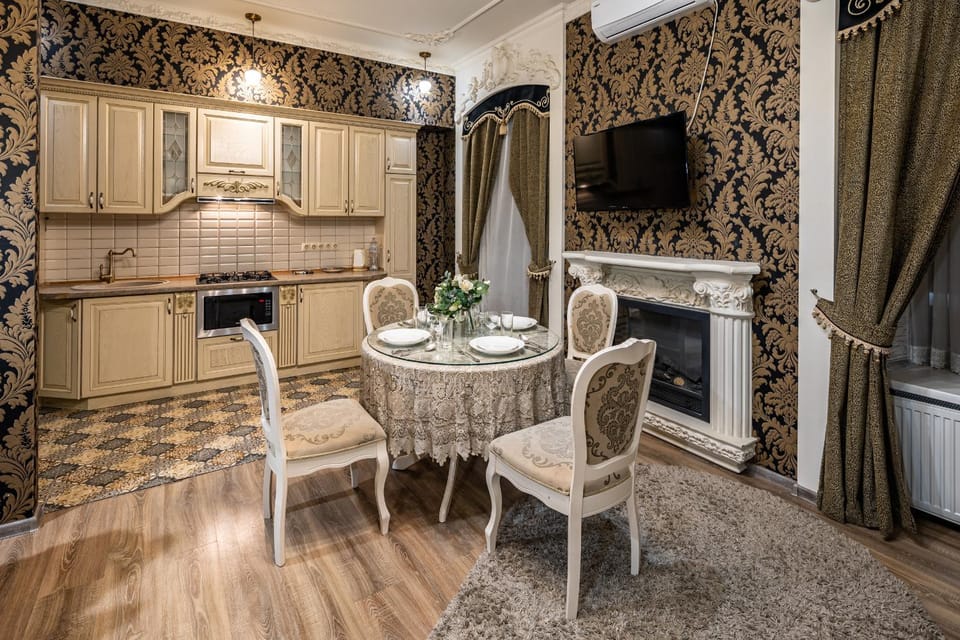 TV and multimedia, Dining area