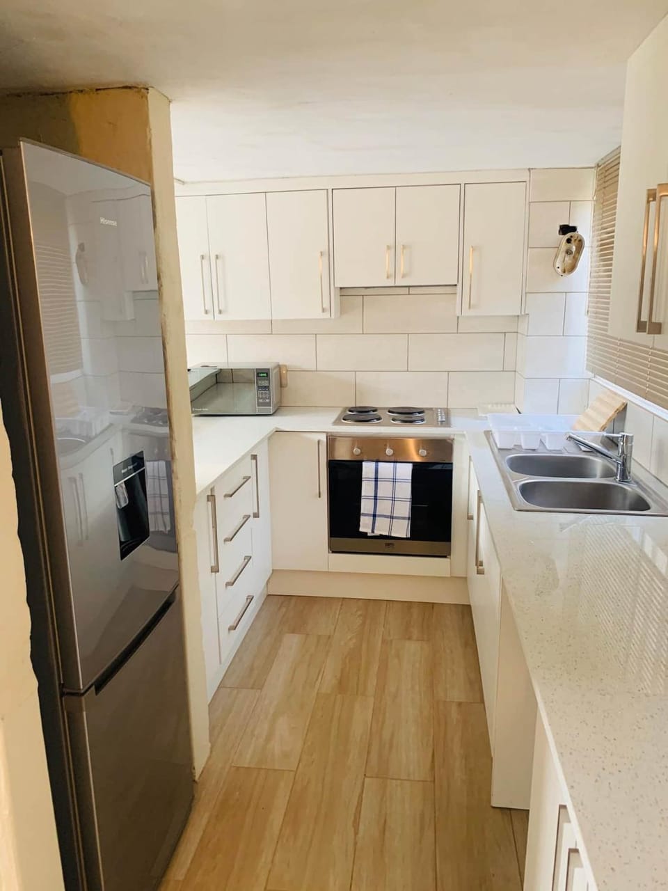 Kitchen or kitchenette, minibar, pet friendly, stove