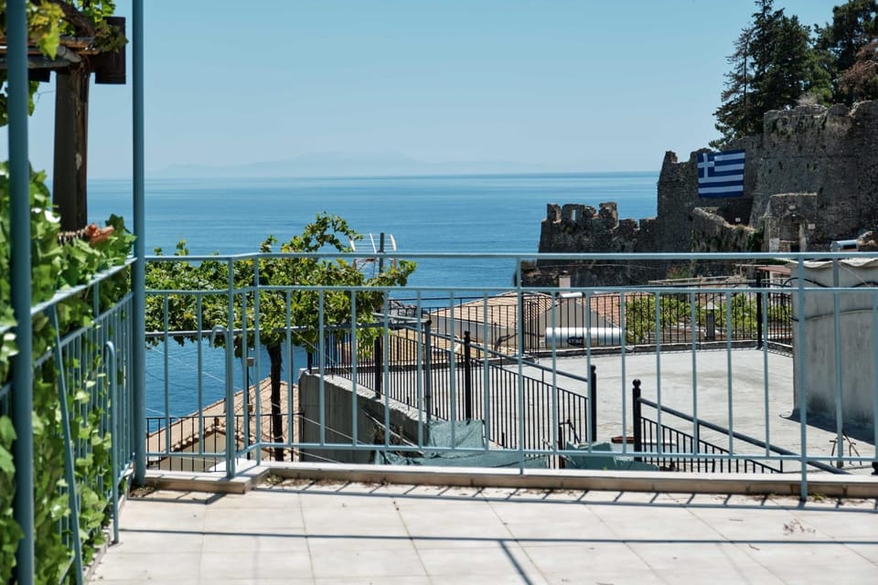 Panos Apartments Apartment in Peloponnese, Western Greece and the Ionian