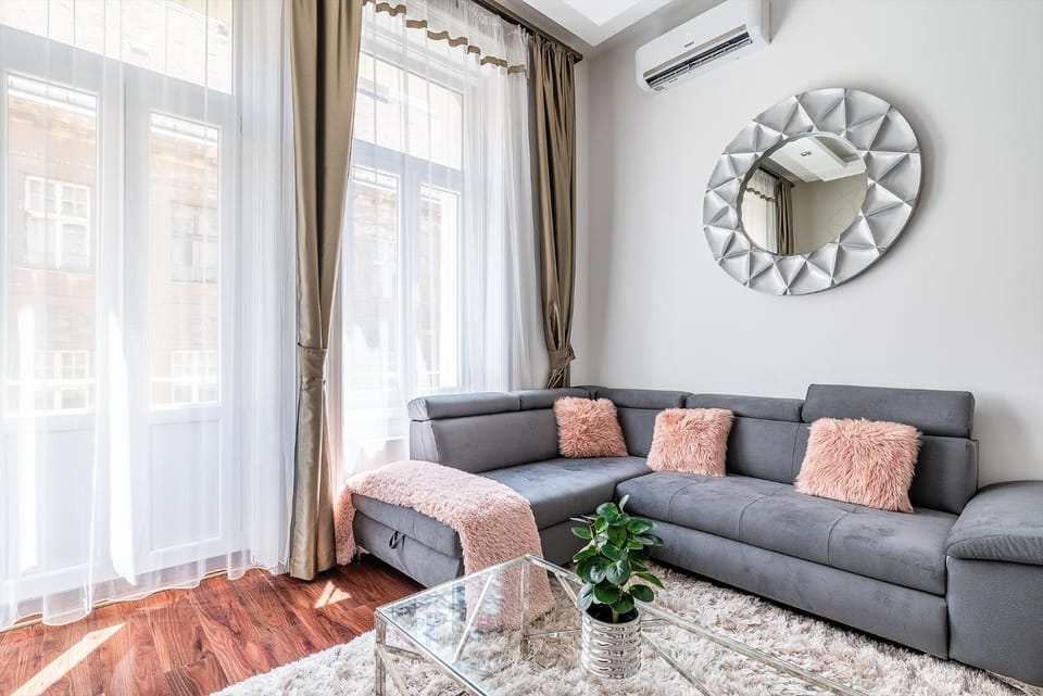 Király 35 Luxury Apartment with free parking Apartment in Budapest