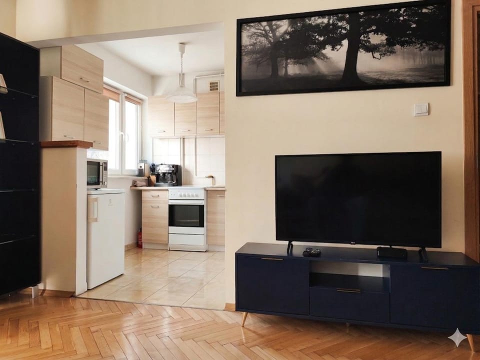 Communal lounge/ TV room, TV and multimedia, Kitchen or kitchenette