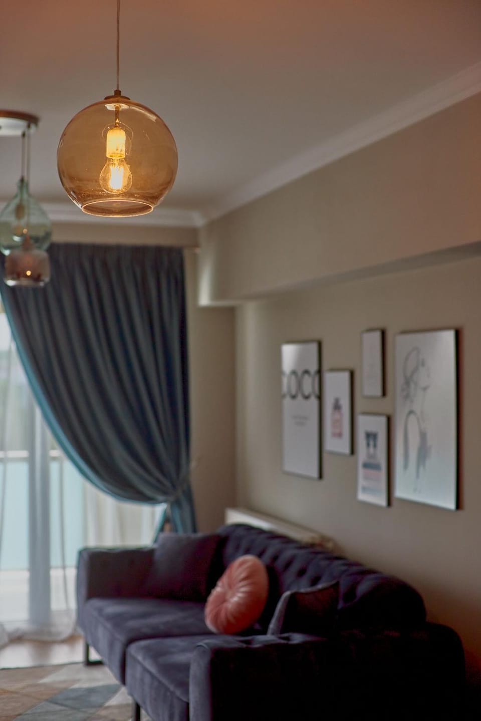Living room, Decorative detail, Seating area