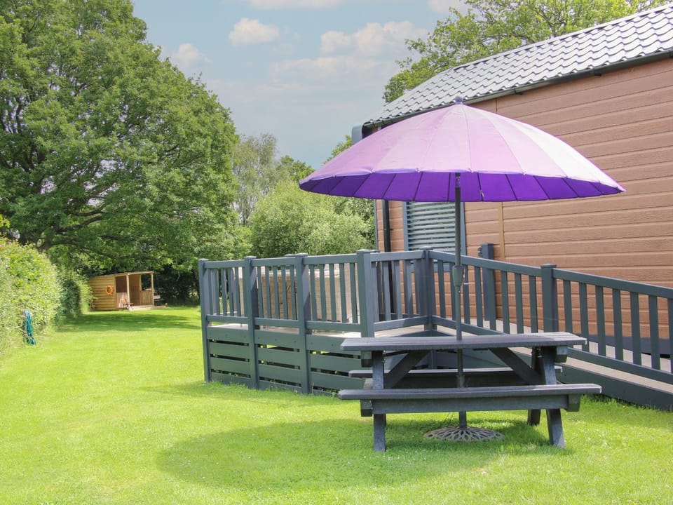 Jacob's Meadow Pod 2 House in Wales