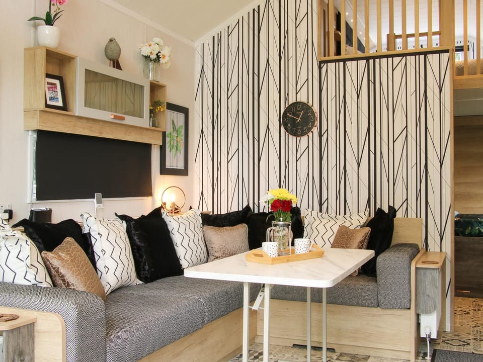 Jacob's Meadow Pod 2 House in Wales