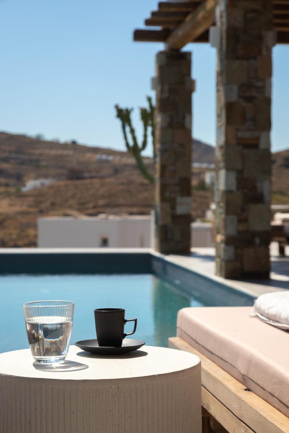 Natural landscape, Coffee/tea facilities, View (from property/room), Mountain view, Pool view