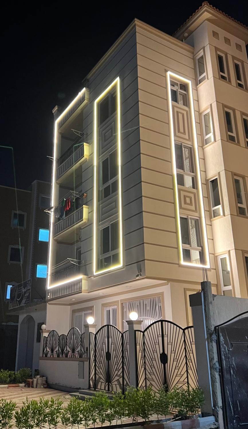 Property building, Night