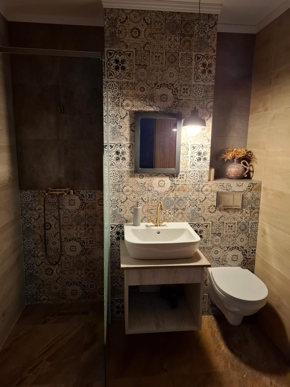 New Grey Apartament Apartment in Romania