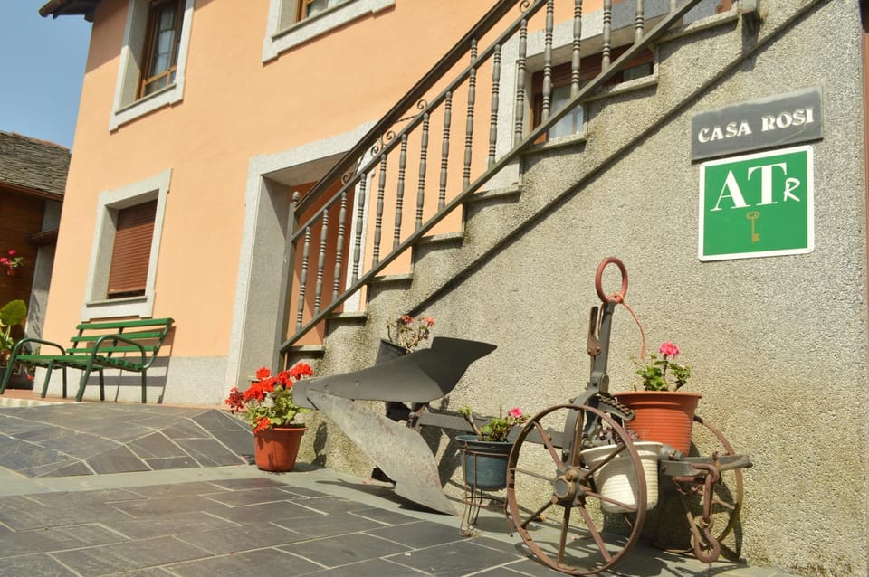 Property building, Day, Street view