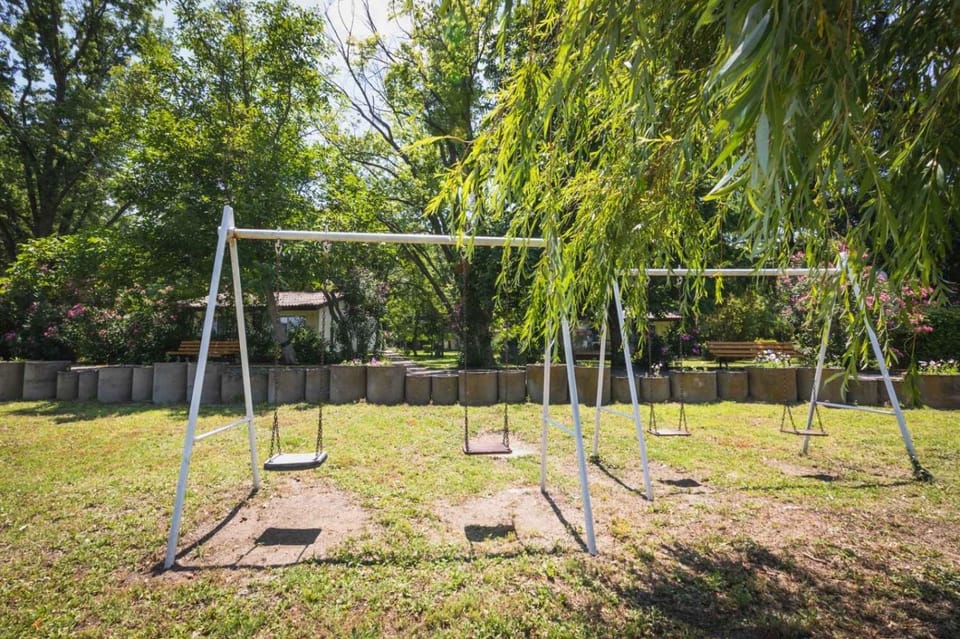 Fuk-tak's bungalow House in Decentralized Administration of Macedonia and Thrace