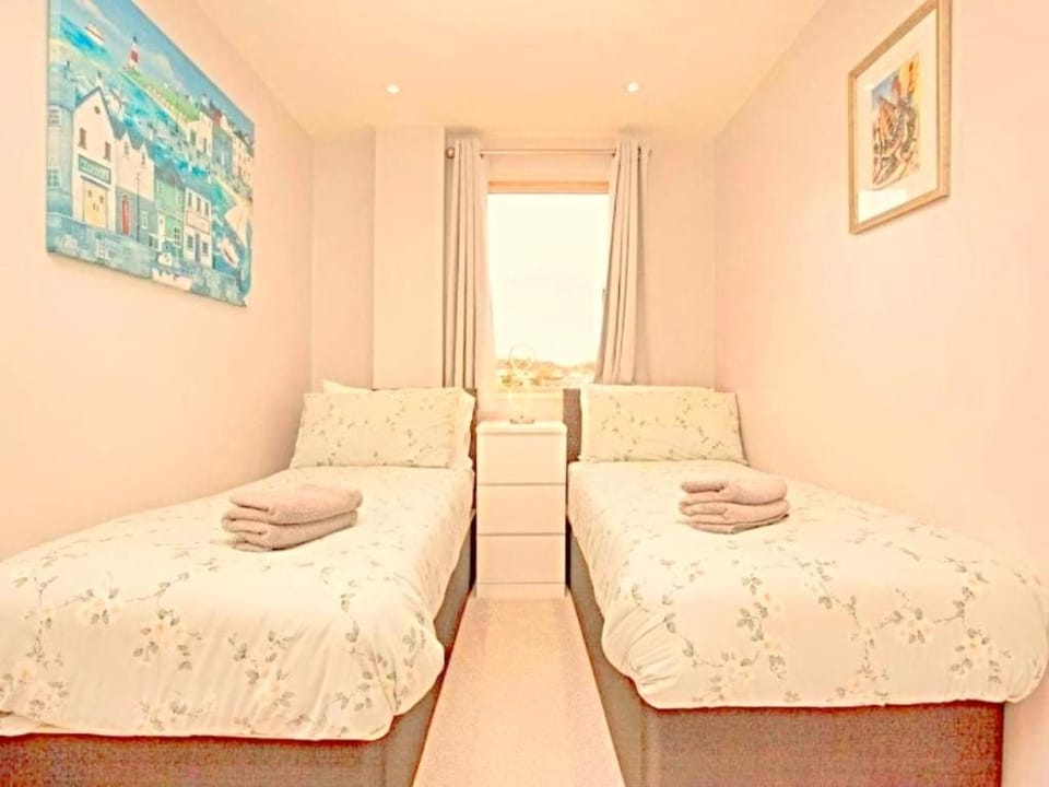 Number 10, Montpellier Apartments, Teignmouth Apartment in Teignmouth